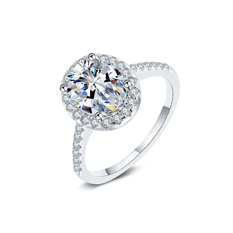 Luxury Oval Moissanite Ring