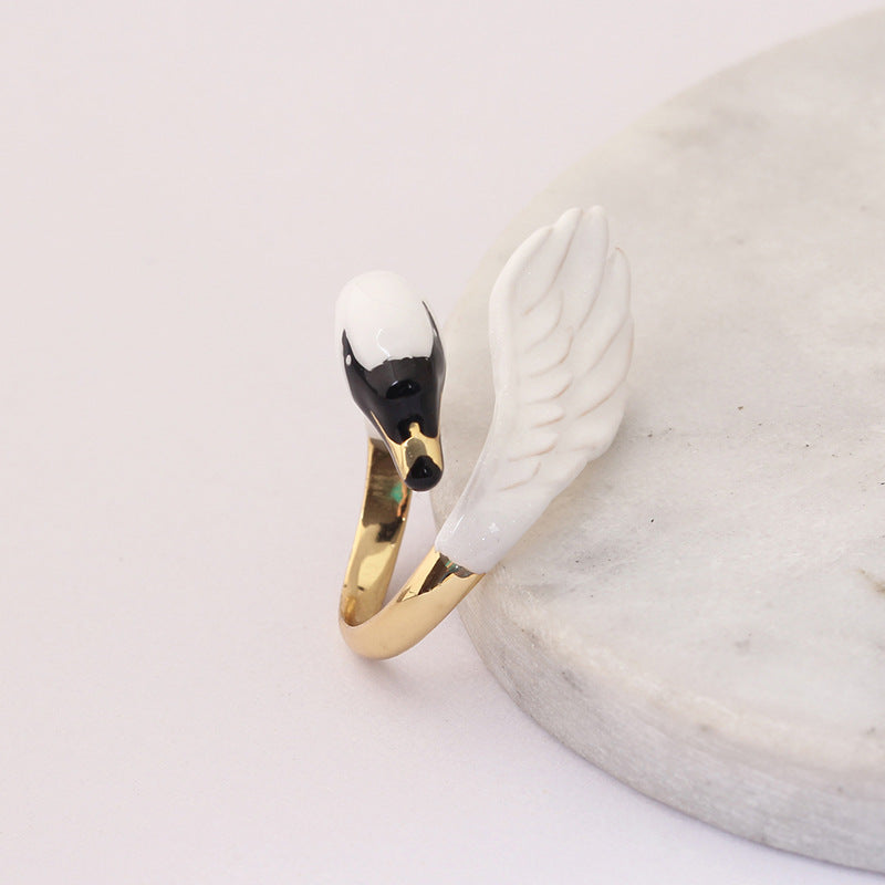 Elegant Swan Enamel Ring