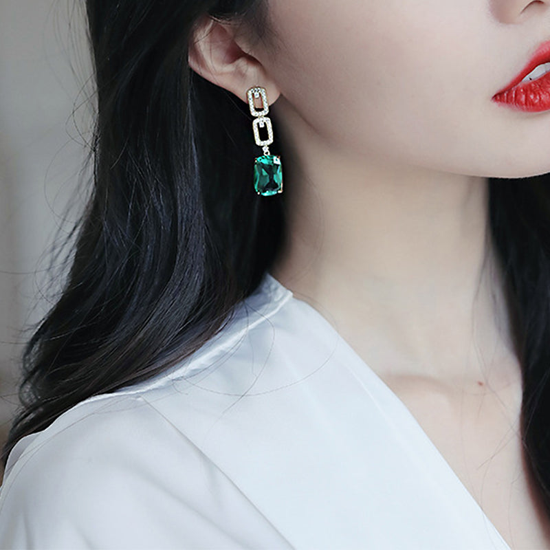 Vintage Emerald Rhinestone Earrings