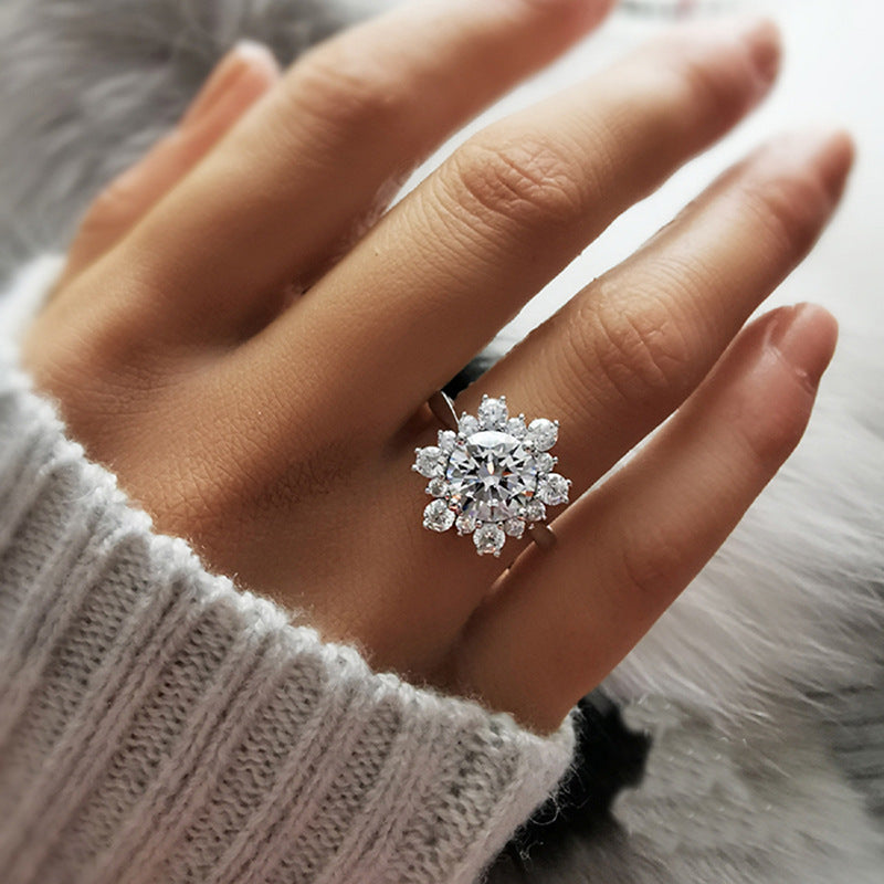 Northland Snowflake Ring