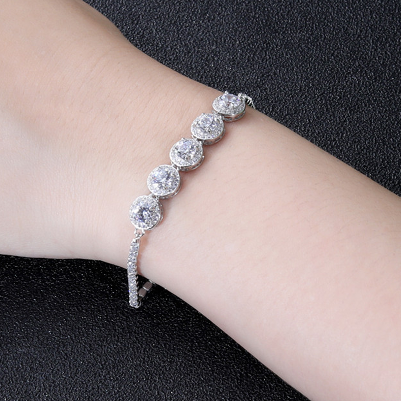 Galaxy Rays Moissanite Bracelet