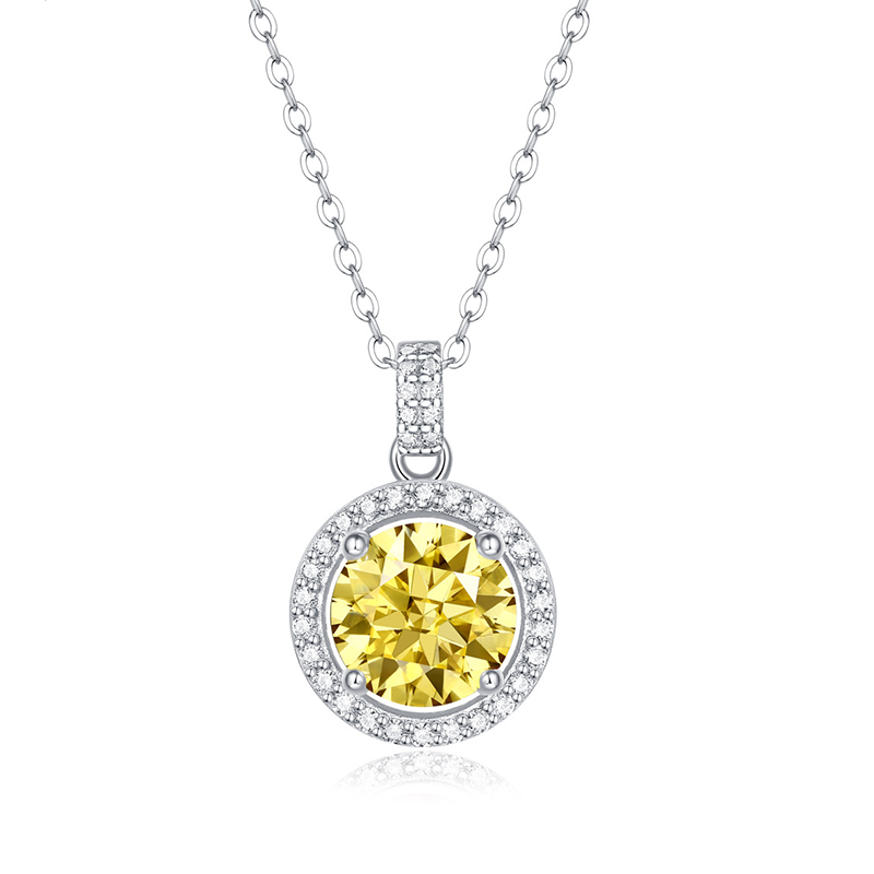 Royal Style Moissanite Necklace
