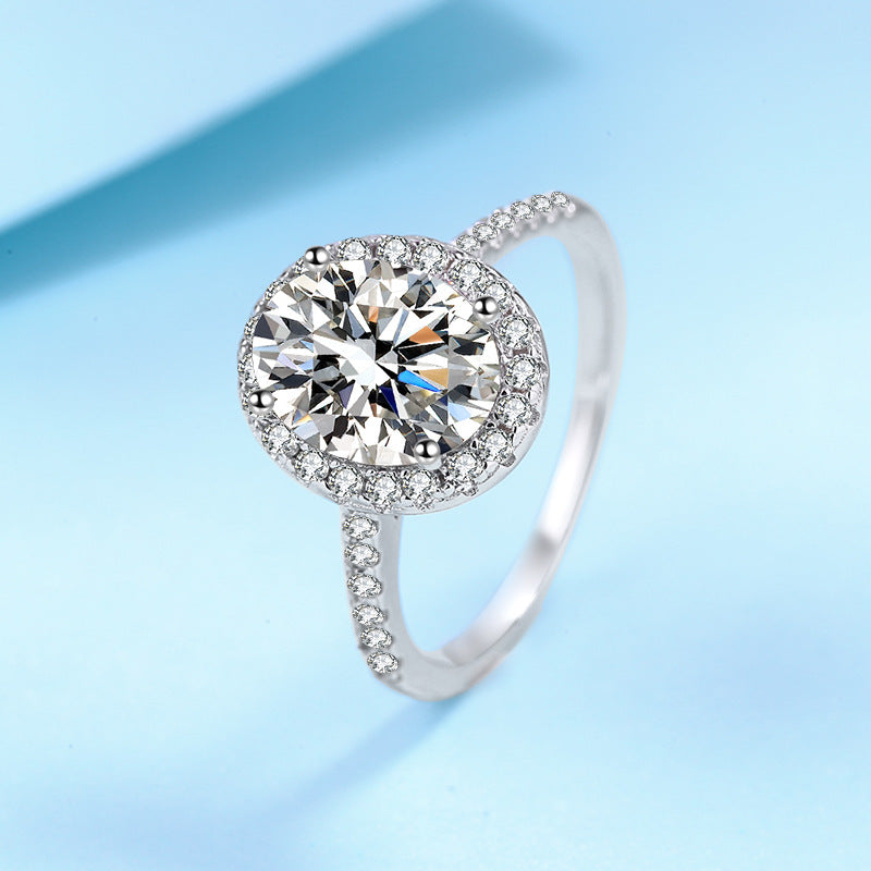 Luxury Oval Moissanite Ring